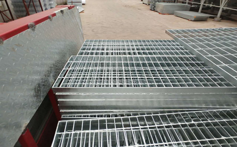 鍍鋅鋼格柵廠.jpg 鍍鋅鋼格柵廠.jpg